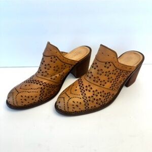 Sundance Veracruz brown laser cut leather mules, size 38